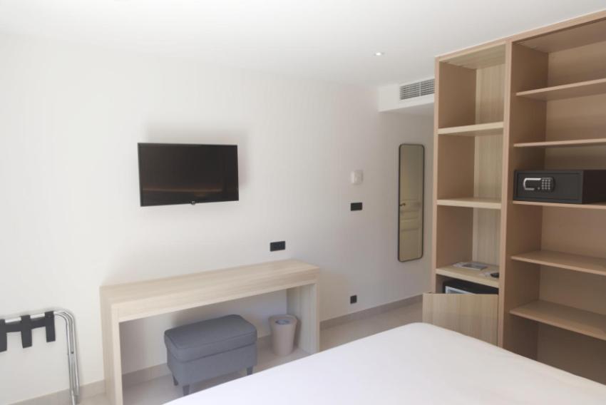 Hotel De La Plage - Hdlp Bormes-les-Mimosas Exteriér fotografie