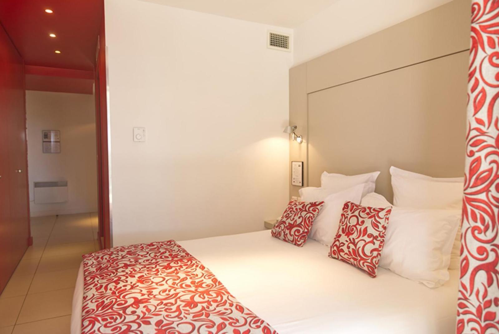 Hotel De La Plage - Hdlp Bormes-les-Mimosas Exteriér fotografie